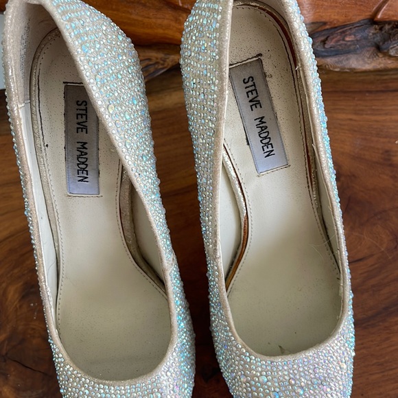 Steve Madden Rhinestone Pumps - Picture 4 of 12